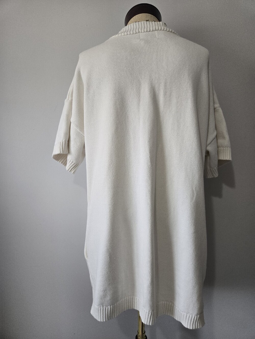 Sabo Australia White Knit Short Sleeve Button-Front Sweater Cardigan. Large - Picture 8 of 13